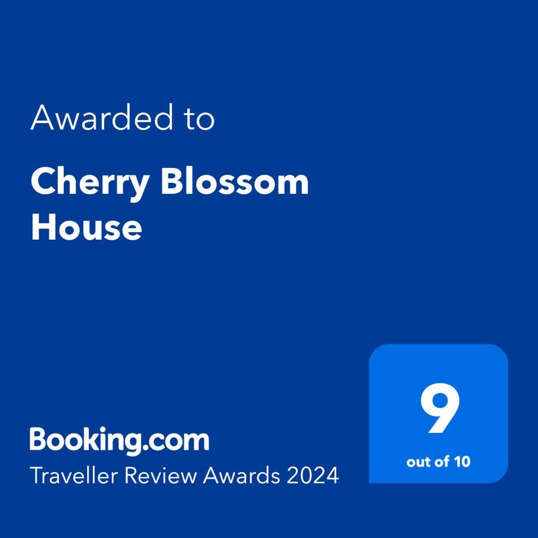 Cherry Blossom House Bujaleuf Kültér fotó